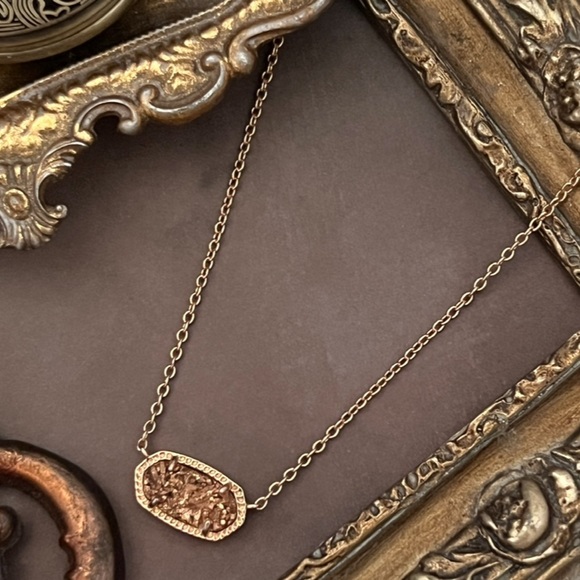 KENDRA SCOTT • Rose Gold Elisa Rose Gold Drusy Necklace - Picture 3 of 4